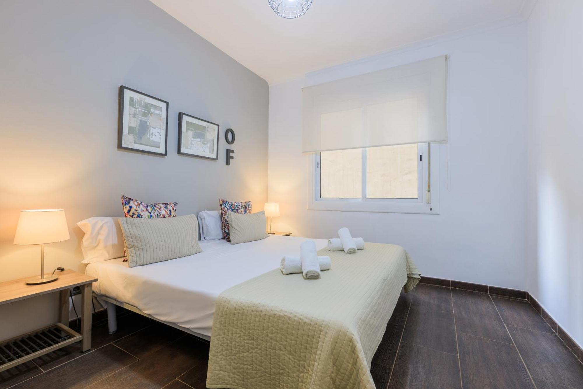 Appartement Housalia Corsega - 3 Bedrooms Next To Sagrada Familia *