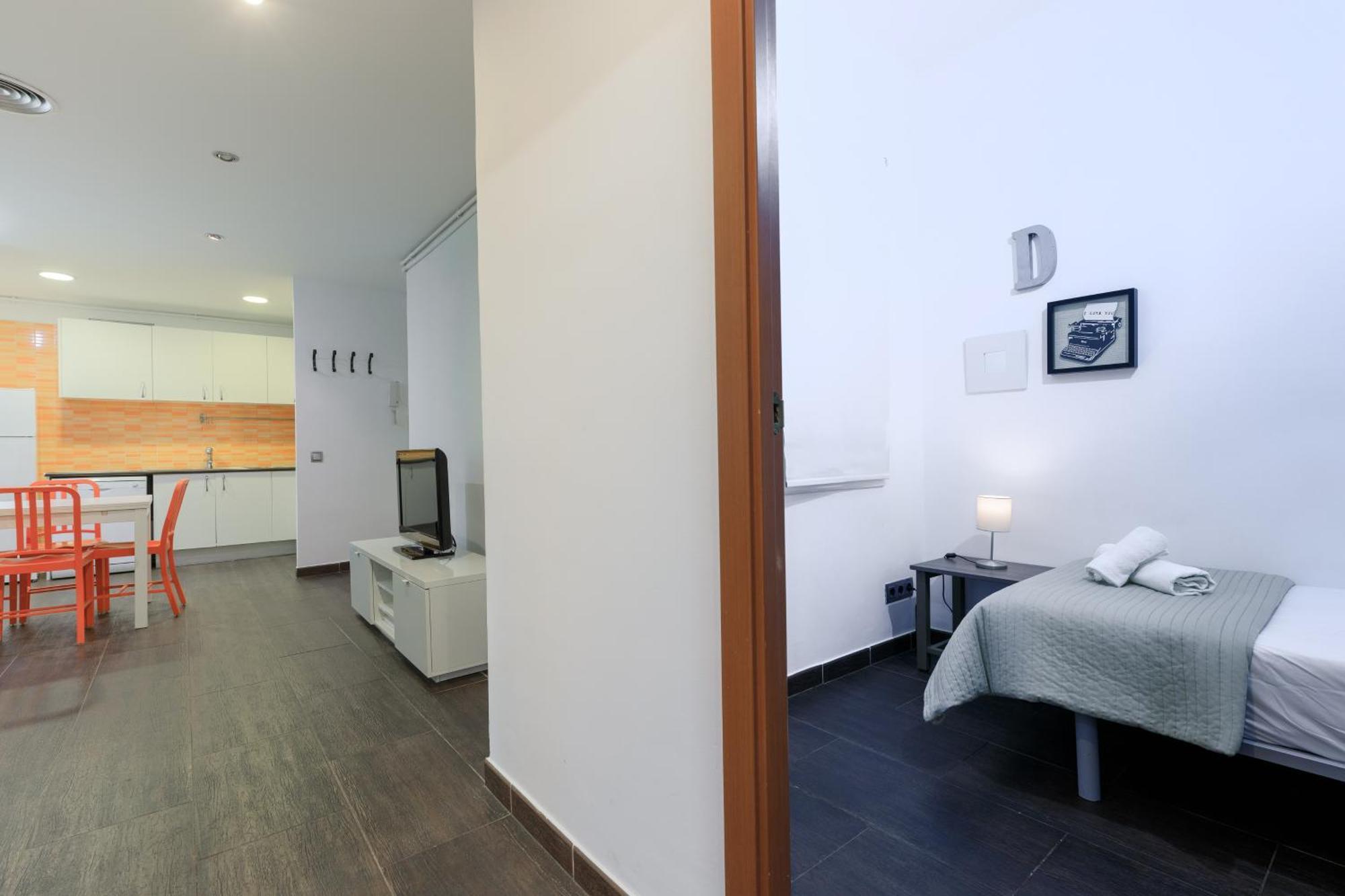 Housalia Corsega - 3 Bedrooms Next To Sagrada Familia Apartment Barcelona