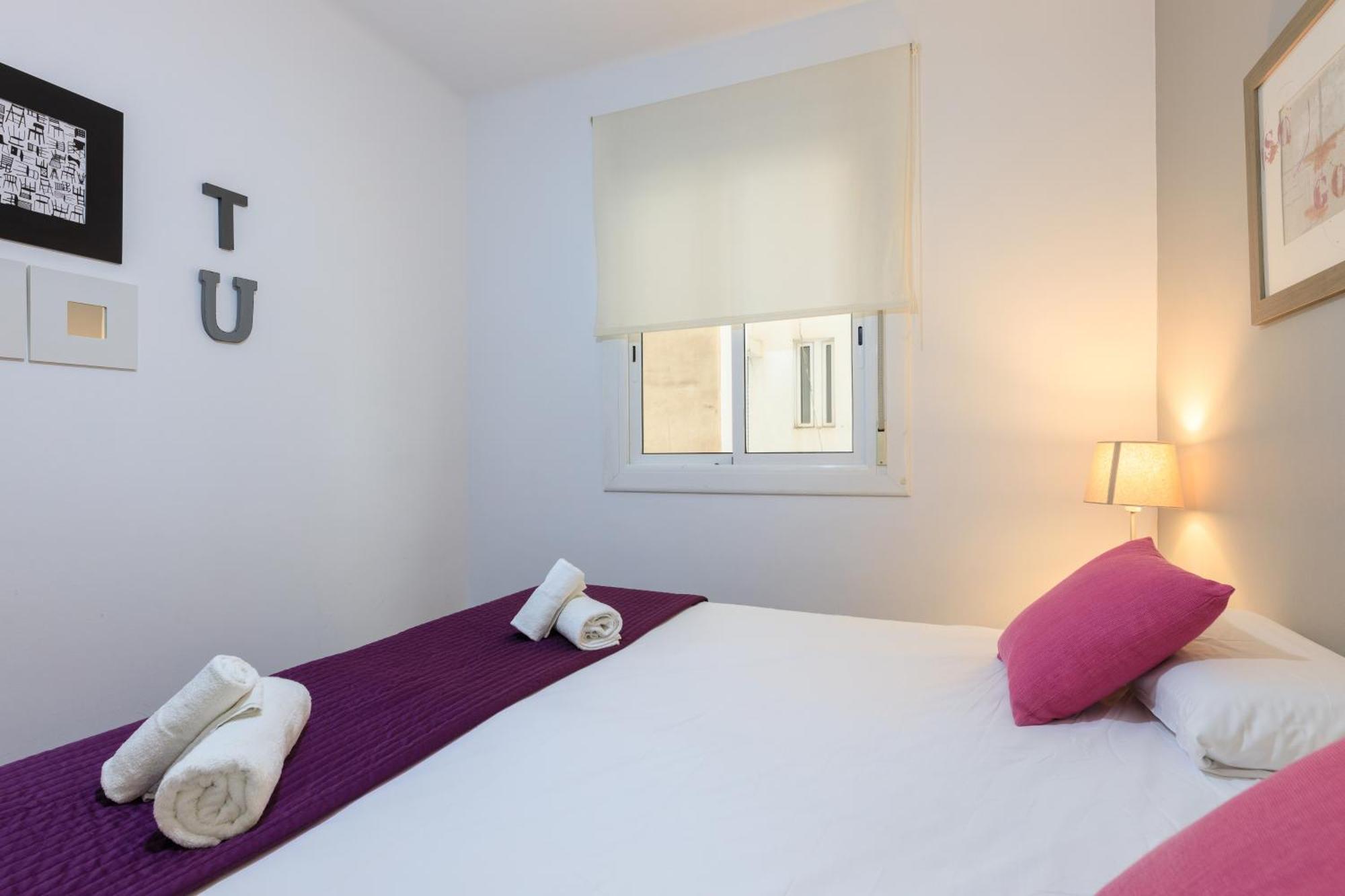 Apartment Housalia Corsega - 3 Bedrooms Next To Sagrada Familia Barcelona